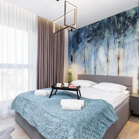 Mogilska By Renters Prestige Apartment *