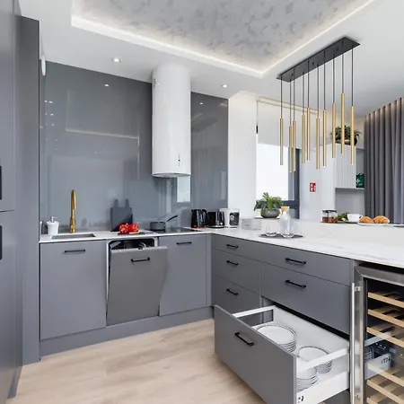 Apartment Mogilska By Renters Prestige *