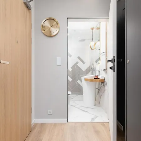 Mogilska By Renters Prestige Apartment